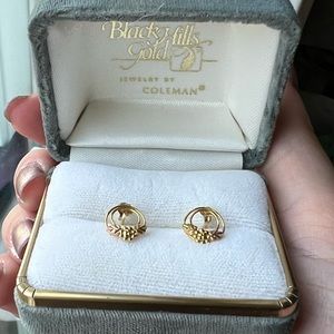 Black hills Gold berry earrings